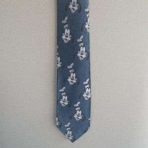 Disney Goofy Necktie Designed by Cervantes